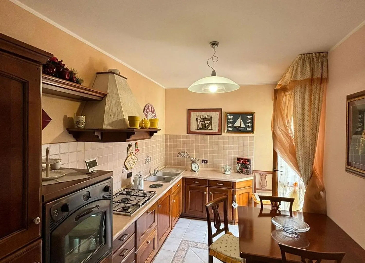 Pm 1 Via Sanzio Guest House Alghero 0*,  Italia